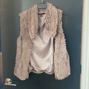 Faux fur zippable vest